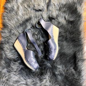 Trippen Navy Iridescent Sandals Sz 9